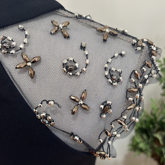 Navy blue formal dress - Picture 12 of 12